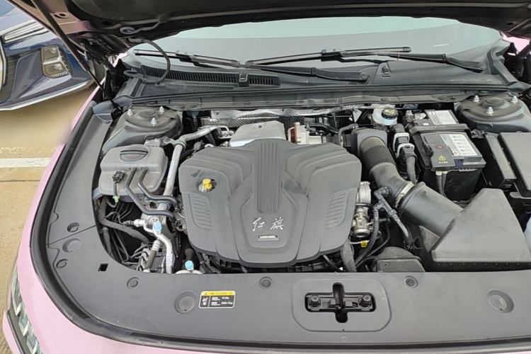 Used Hongqi H6 2025 2.0T ZhiShang Version Engine Bay Right