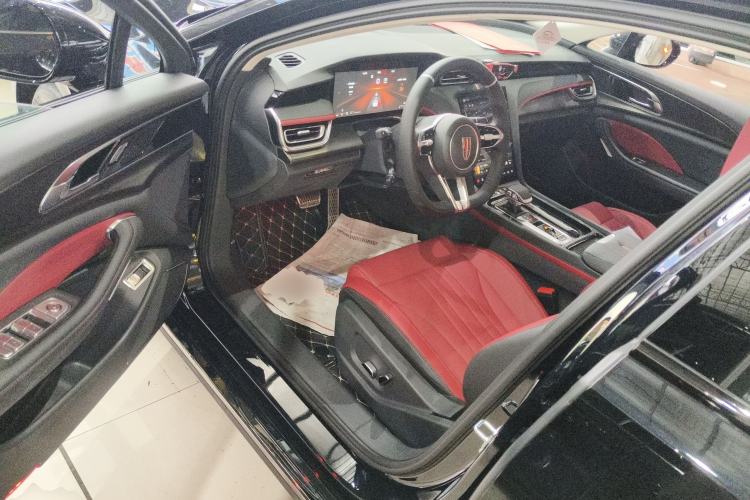 Used Hongqi H6 2025 2.0T ZhiMei Edition Driver Seat