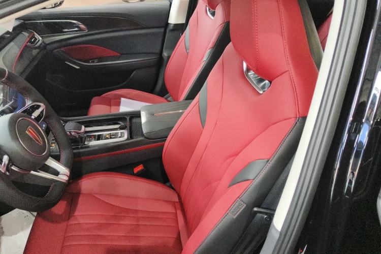 Used Hongqi H6 2025 2.0T ZhiMei Edition Left Front Seat