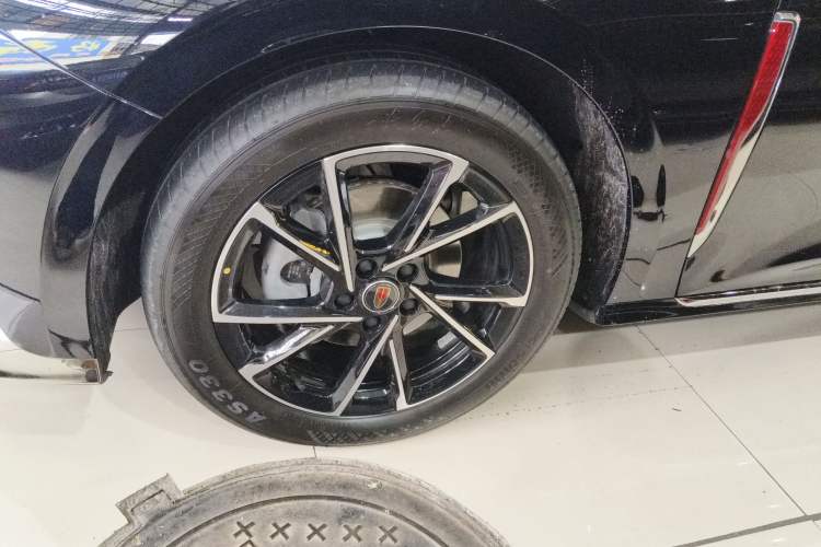 Used Hongqi H6 2025 2.0T ZhiMei Edition Left Front Wheel Hub