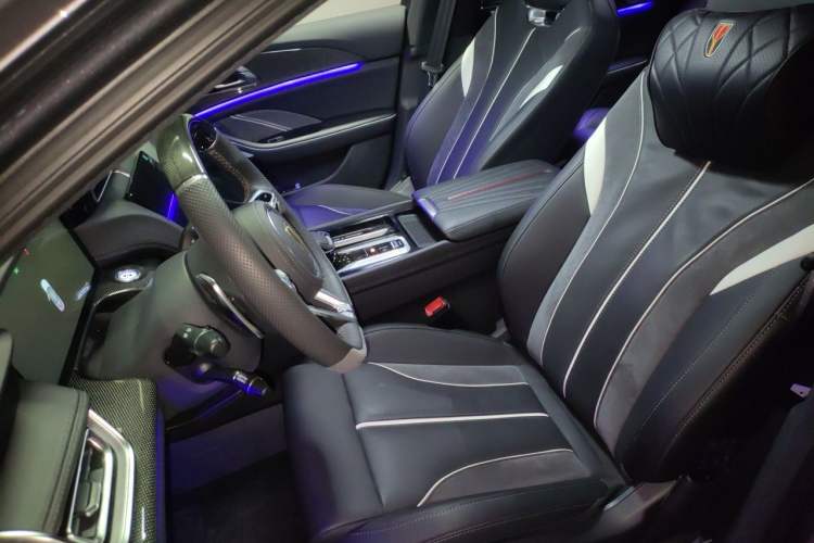 Used Hongqi H6 2025 2.0T ZhiZhen Edition Left Front Seat