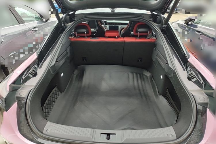 Used Hongqi H6 2025 2.0T ZhiShang Version Trunk