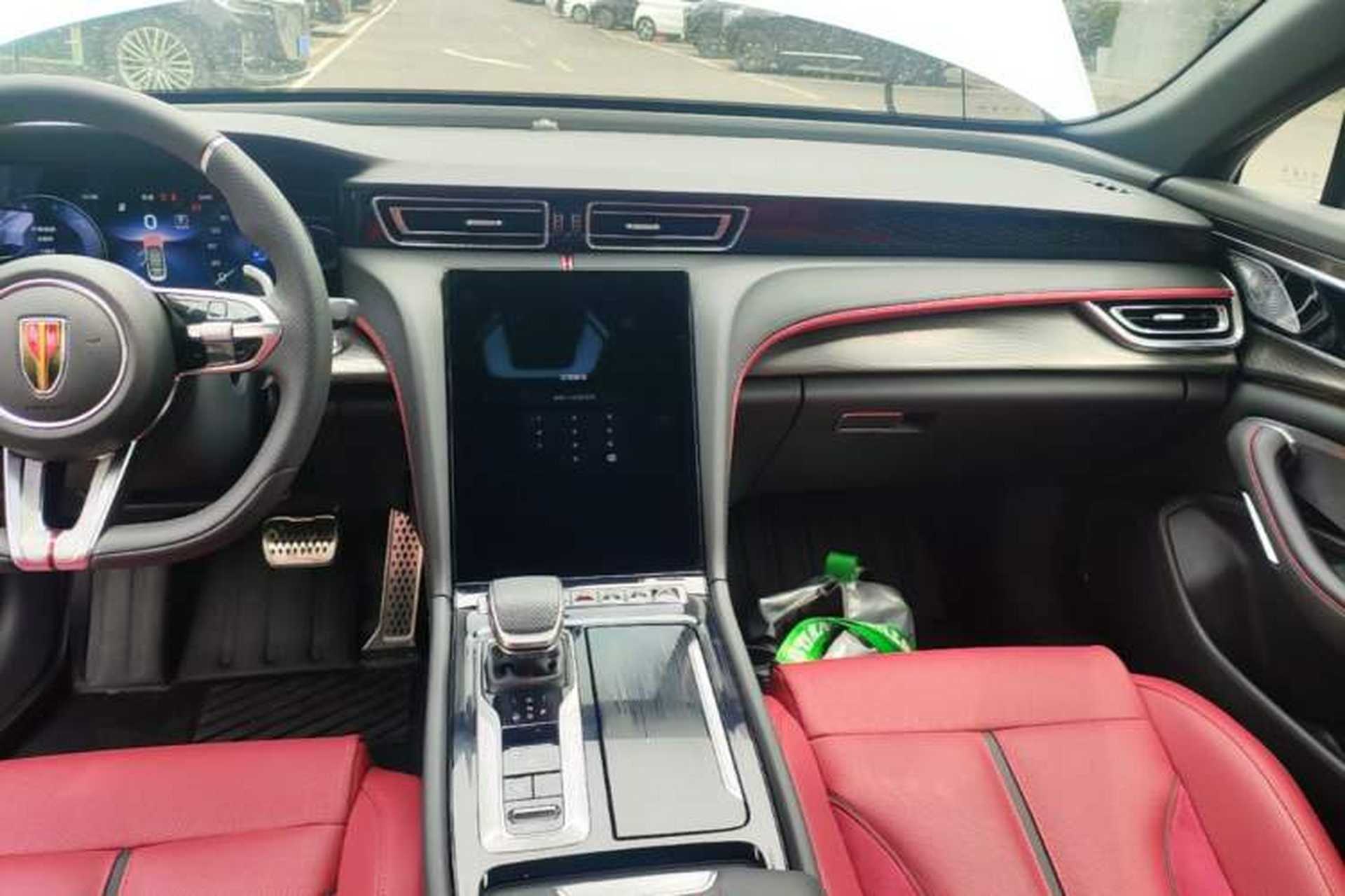 Used Hongqi H6 2025 2.0T ZhiShang Version Audio And AC Panel