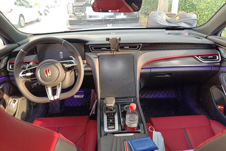Used Hongqi H6 2025 2.0T ZhiShang Version Center Console