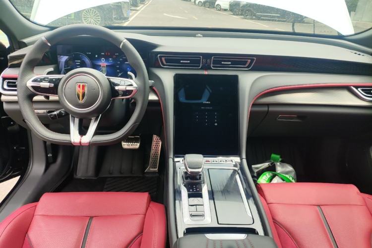 Used Hongqi H6 2025 2.0T ZhiShang Version Center Console