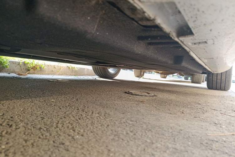 Used Hongqi H6 2025 2.0T ZhiShang Version Chassis Front Left