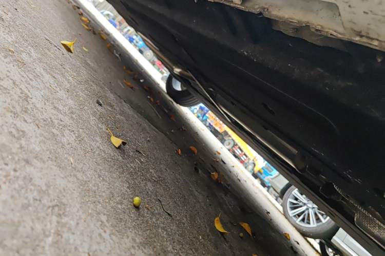 Used Hongqi H6 2025 2.0T ZhiMei Edition Chassis Front Right