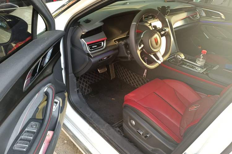 Used Hongqi H6 2025 2.0T ZhiShang Version Driver Seat