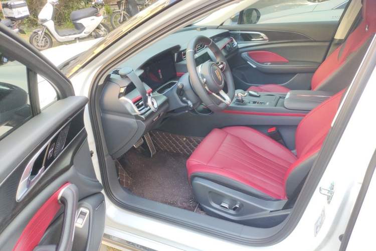 Used Hongqi H6 2025 2.0T ZhiMei Edition Driver Seat