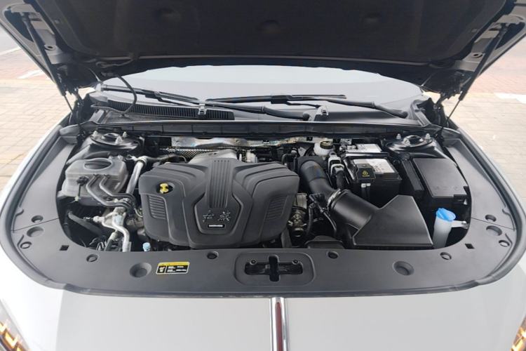 Used Hongqi H6 2025 2.0T ZhiShang Version Engine Bay