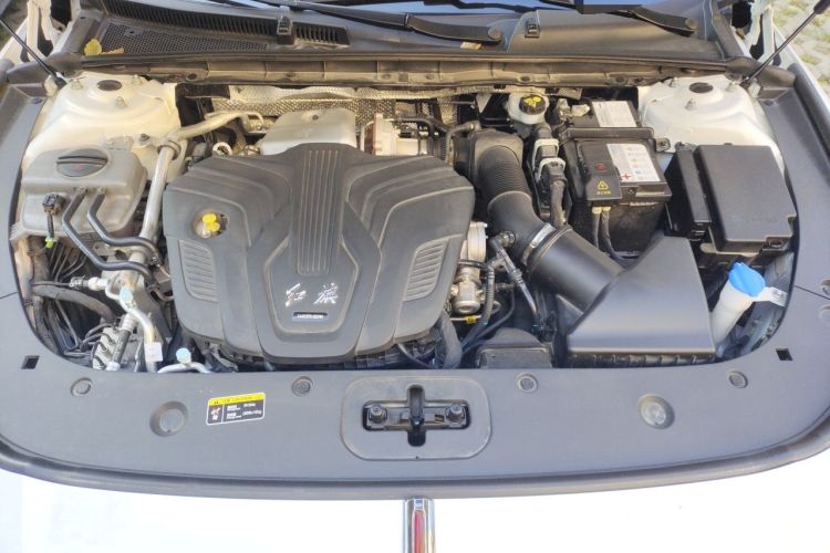 Used Hongqi H6 2025 2.0T ZhiMei Edition Engine Bay