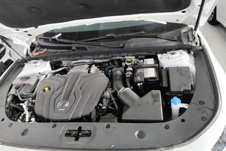 Used Hongqi H6 2025 2.0T ZhiMei Edition Engine Bay