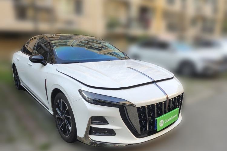 Used Hongqi H6 2025 2.0T ZhiMei Edition Front Right 45 Deg