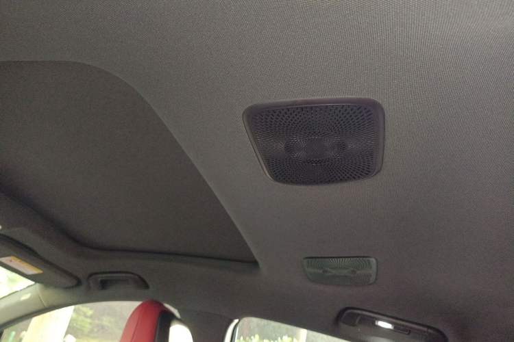 Used Hongqi H6 2025 2.0T ZhiShang Version Headliner