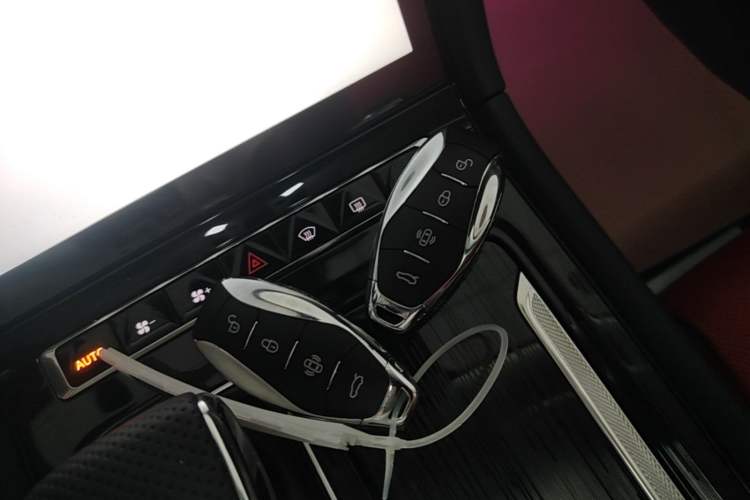 Used Hongqi H6 2025 2.0T ZhiMei Edition Interior 1