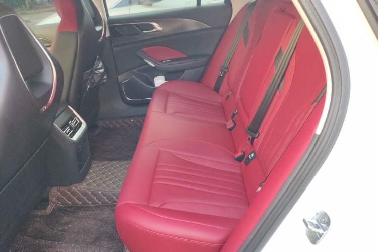 Used Hongqi H6 2025 2.0T ZhiMei Edition Left Rear Seat