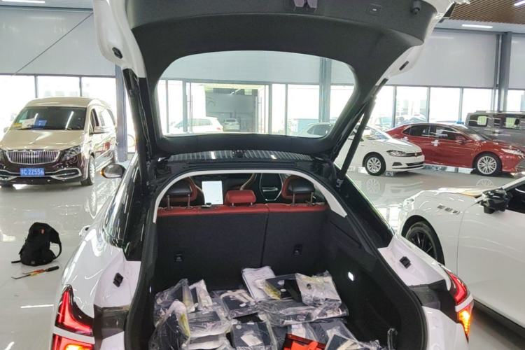 Used Hongqi H6 2025 2.0T ZhiMei Edition Trunk