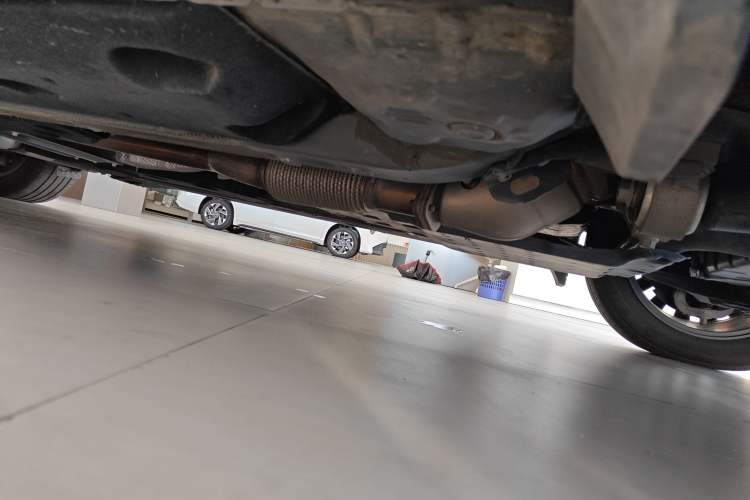 Used Hongqi H7 2021 1.8T Comfort Edition Chassis Front Right