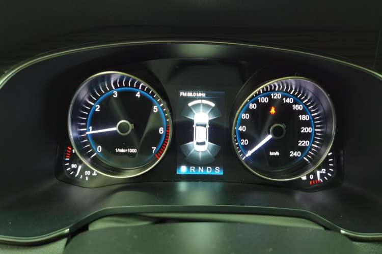 Used Hongqi H7 2017 1.8T Tech Model Instrument Cluster