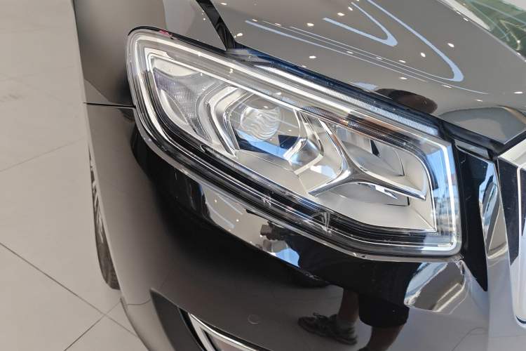 Used Hongqi H7 2021 1.8T Comfort Edition Right Front Headlight