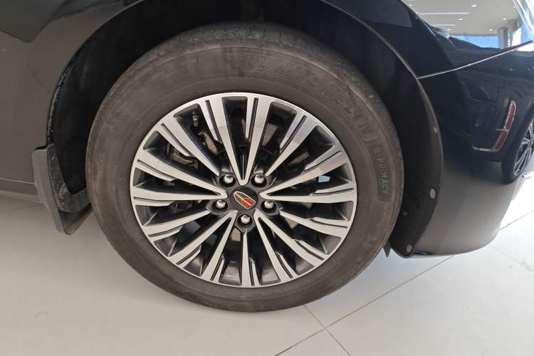 Used Hongqi H7 2021 1.8T Comfort Edition Right Front Wheel Hub