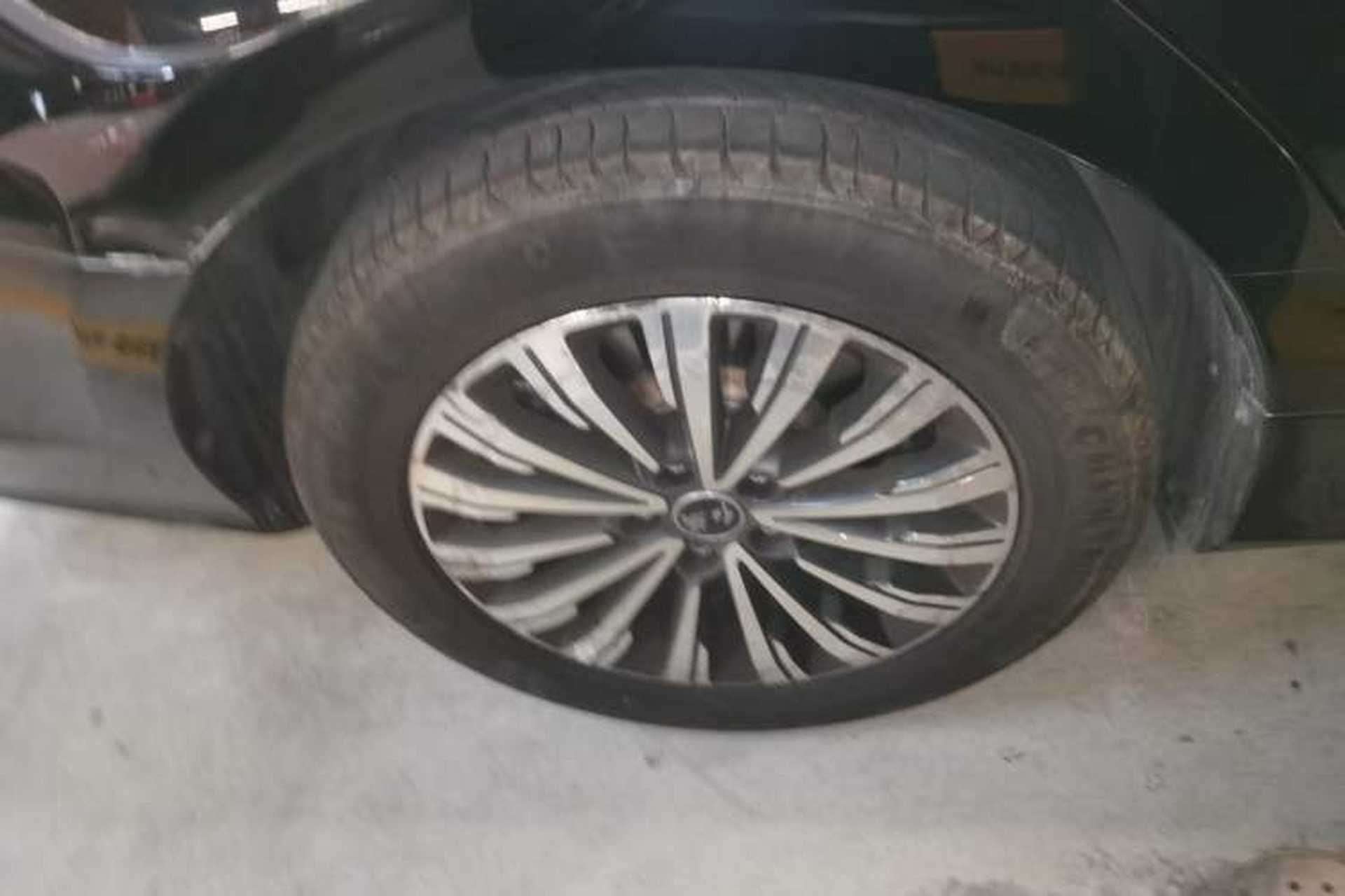 Used Hongqi H7 2018 2.0T Elite Edition Right Rear Wheel Hub