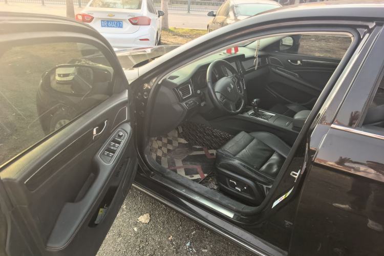Used Hongqi H7 2018 3.0L Prestige Edition Interior 2