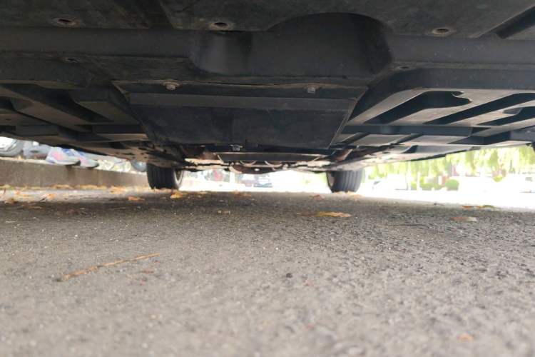 Used Hongqi H7 2013 3.0L Prestige Model Chassis Front