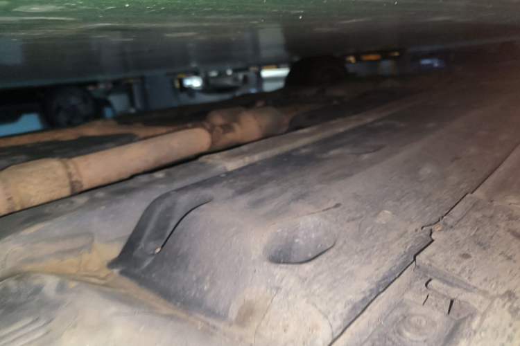 Used Hongqi H7 2013 3.0L Prestige Model Chassis Front Right