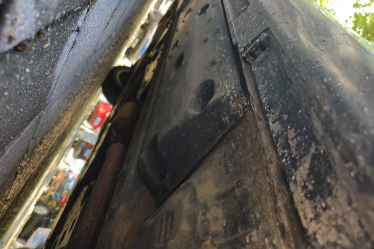 Used Hongqi H7 2013 2.0T Luxury Model Chassis Front Right