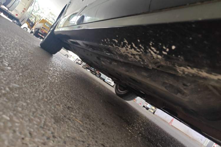 Used Hongqi H7 2013 2.0T Luxury Model Chassis Front Right
