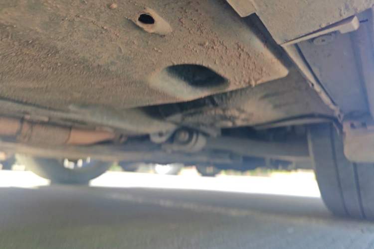 Used Hongqi H7 2013 3.0L Prestige Model Chassis Front Right