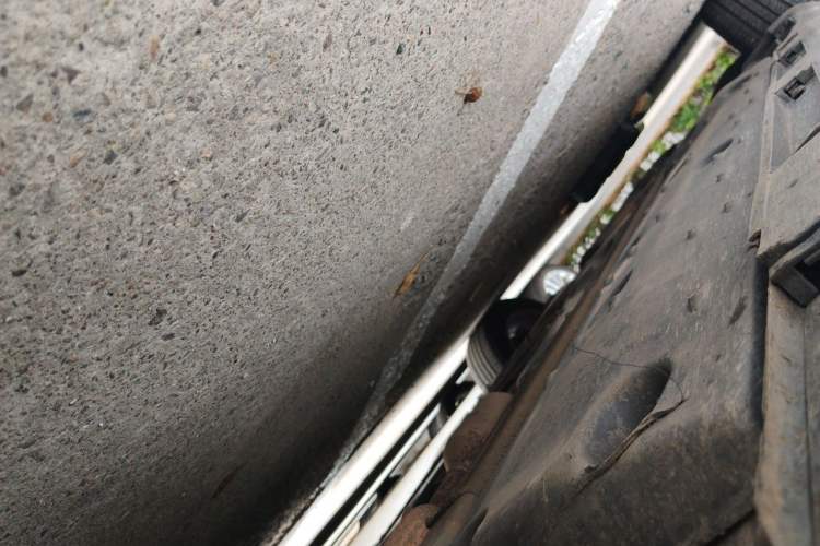 Used Hongqi H7 2013 2.0T Luxury Model Chassis Front Right