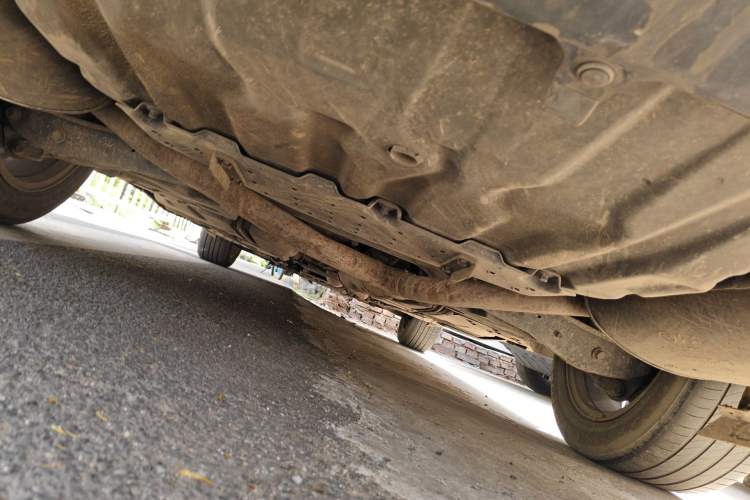 Used Hongqi H7 2013 2.0T Luxury Model Chassis Rear