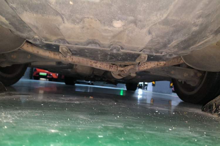 Used Hongqi H7 2013 3.0L Prestige Model Chassis Rear