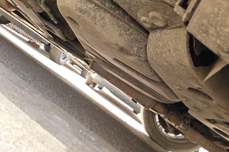 Used Hongqi H7 2013 2.0T Luxury Model Chassis Rear Left