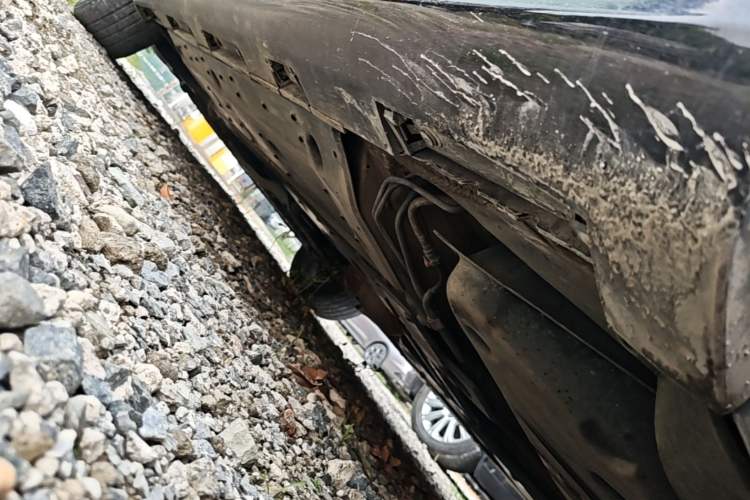 Used Hongqi H7 2013 2.0T Luxury Model Chassis Rear Left