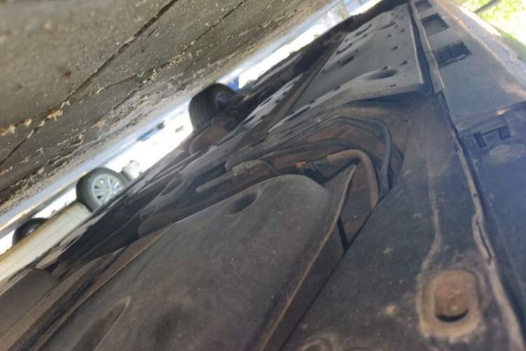 Used Hongqi H7 2013 2.0T Luxury Model Chassis Rear Left