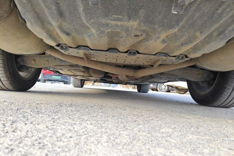 Used Hongqi H7 2013 2.0T Luxury Model Chassis Rear