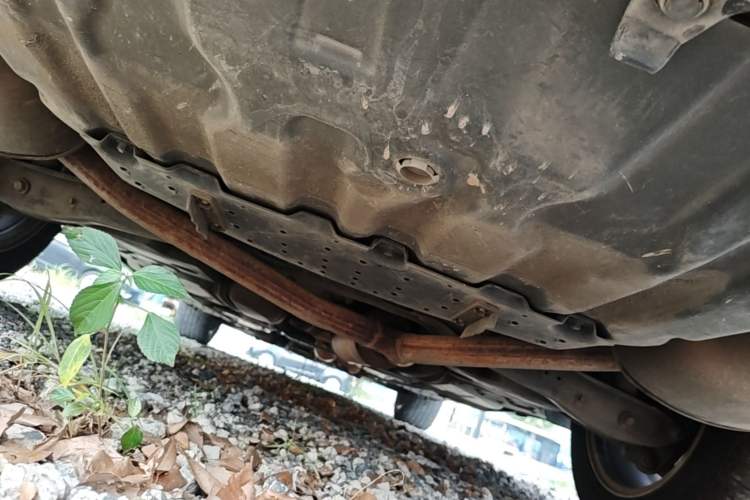Used Hongqi H7 2013 2.0T Luxury Model Chassis Rear