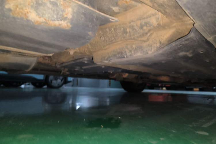Used Hongqi H7 2013 3.0L Prestige Model Chassis Rear Right