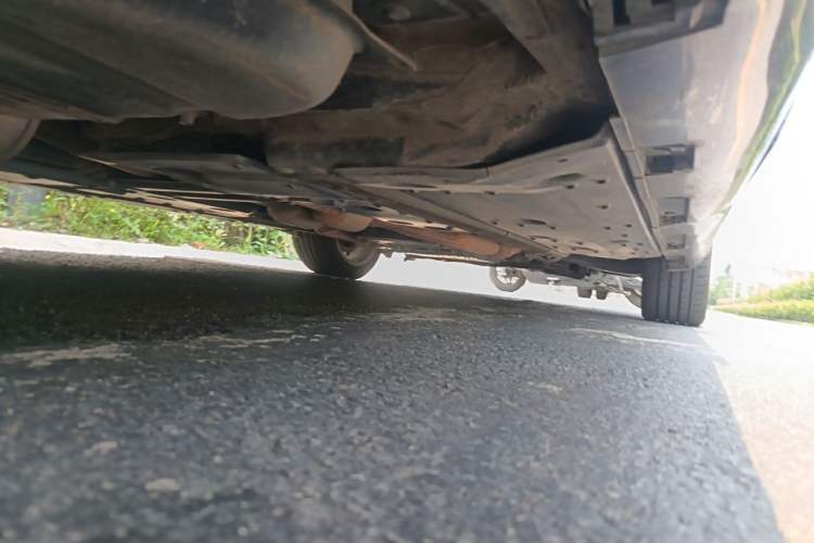 Used Hongqi H7 2013 3.0L Prestige Model Chassis Rear Right