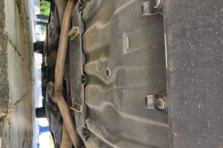 Used Hongqi H7 2013 2.0T Luxury Model Chassis Rear
