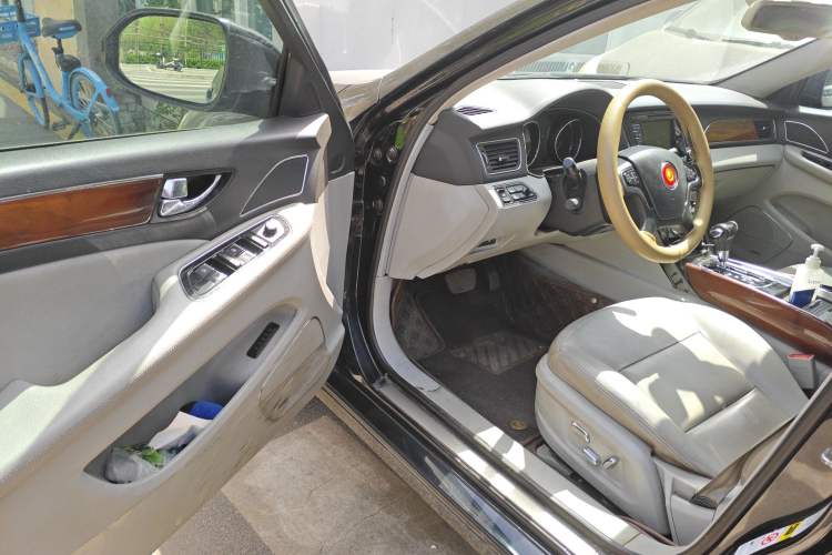 Used Hongqi H7 2013 2.0T Luxury Model Driver Seat