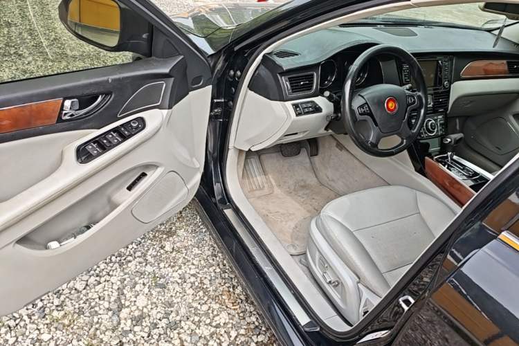 Used Hongqi H7 2013 2.0T Luxury Model Driver Seat