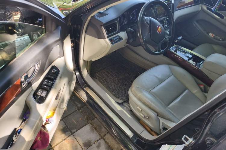 Used Hongqi H7 2013 2.0T Luxury Model Driver Seat