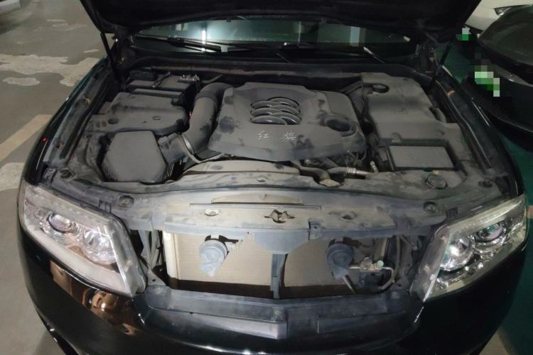 Used Hongqi H7 2013 3.0L Prestige Model Engine Bay