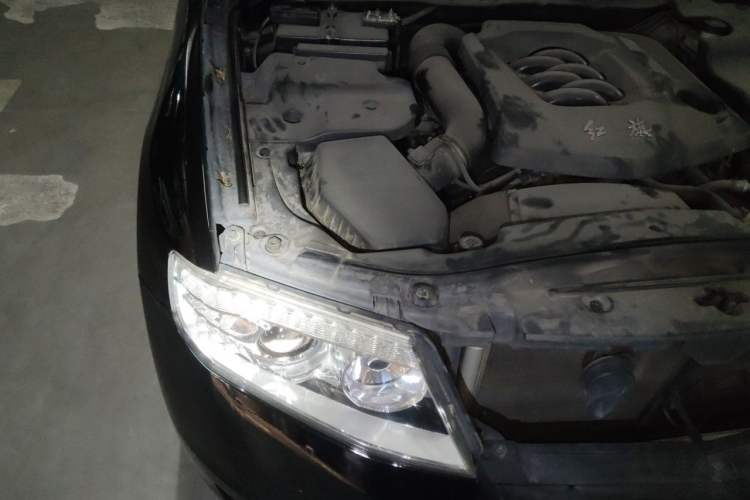 Used Hongqi H7 2013 3.0L Prestige Model Engine Bay Right