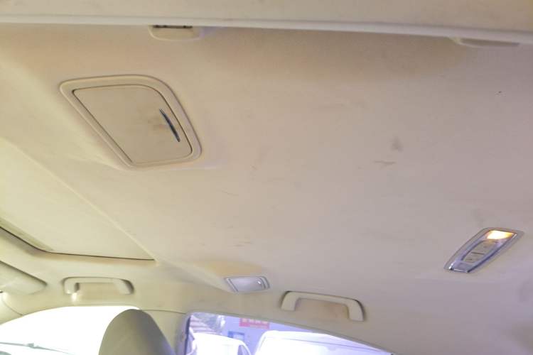 Used Hongqi H7 2013 2.0T Luxury Model Headliner