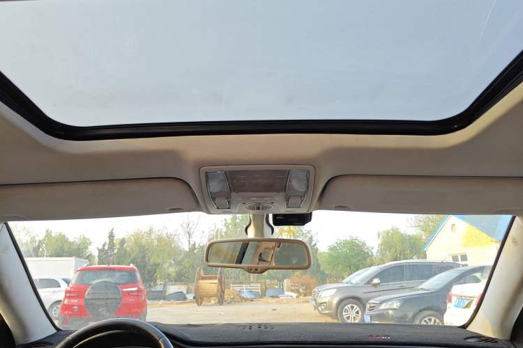 Used Hongqi H7 2013 2.0T Luxury Model Headliner